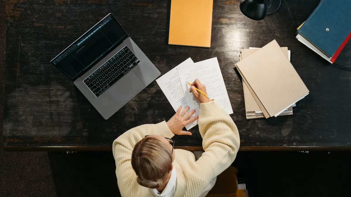 Content Writing Software vs Word Processors